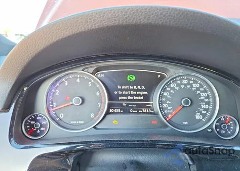 2017 Volkswagen Touareg Wolfsburg z USA, uszkodzony, nr VIN WVGRF7BPXHD002962